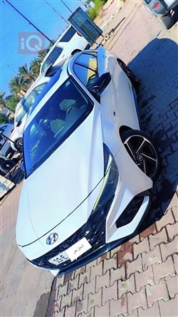 هیوندای ئەلەنترا